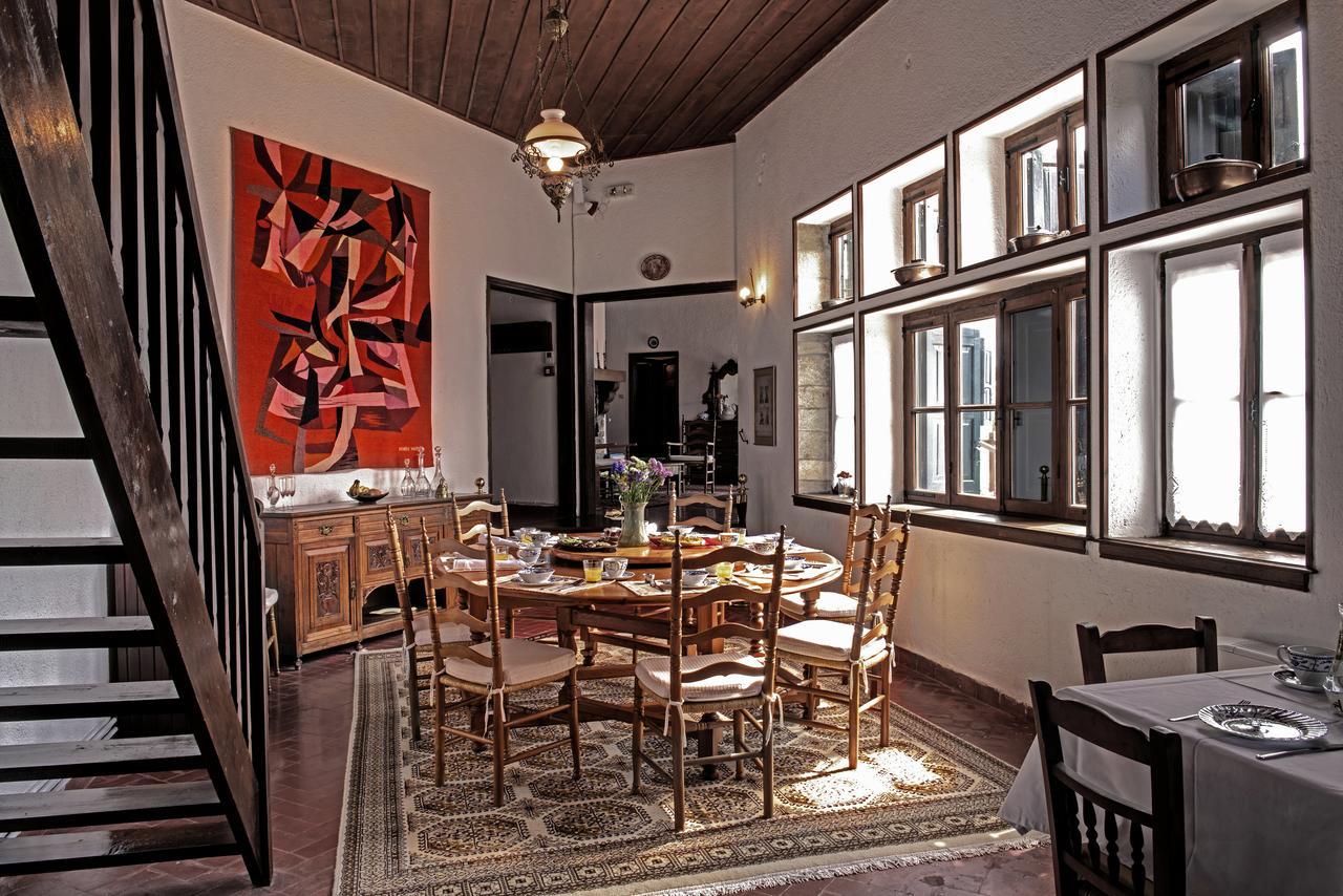 Bed and Breakfast Arxontiko Mytilineou - Skretaion Neochori  Экстерьер фото